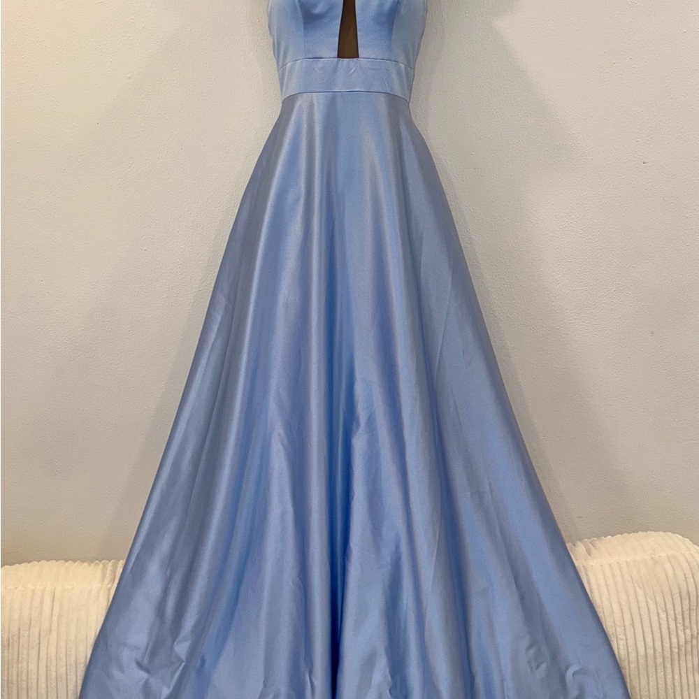 Baby blue mesh v cutout long formal prom dress with halter neckline - Picture 2 of 7